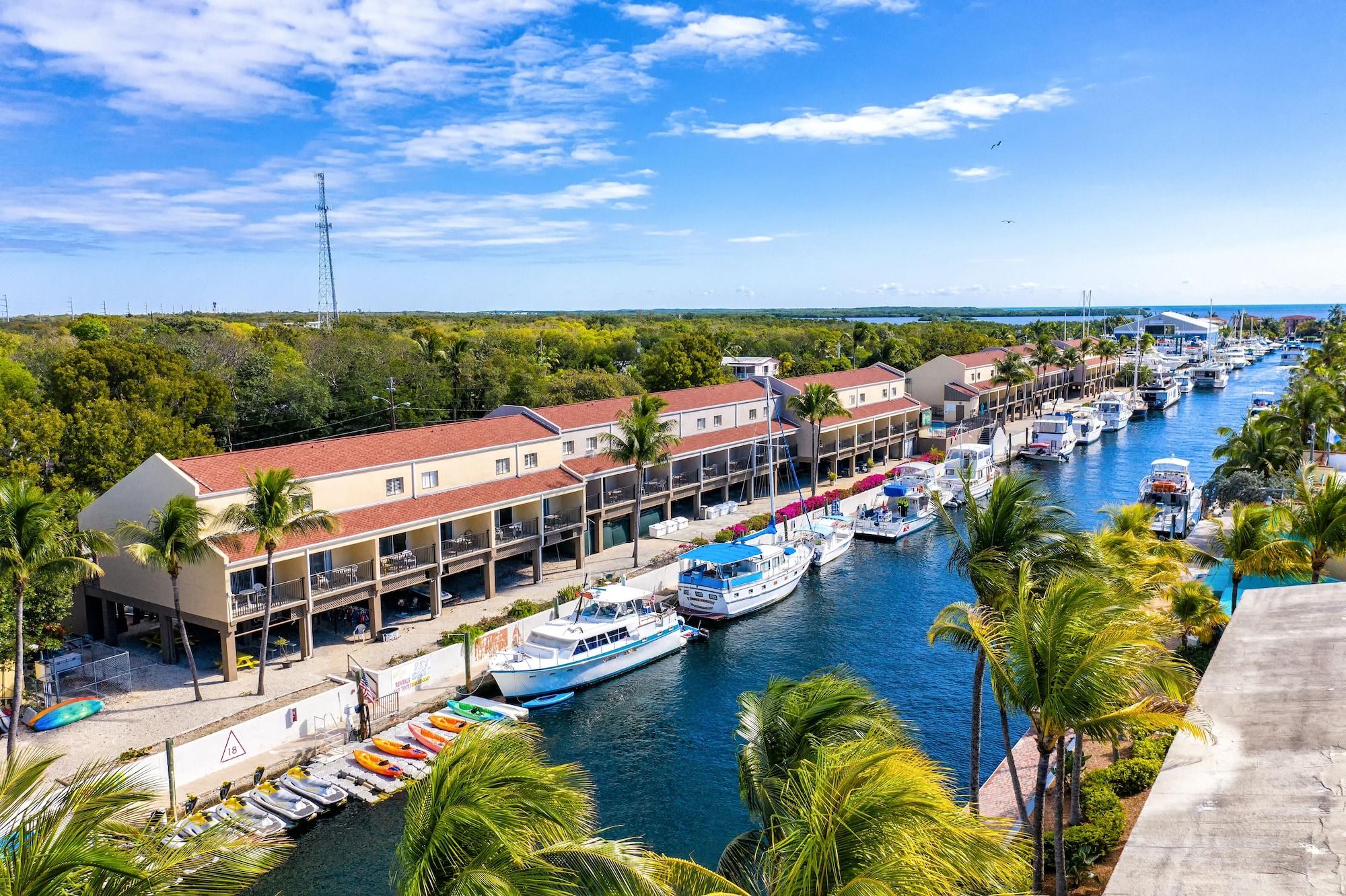 Waterside Suites And Marina Кий Ларго Екстериор снимка