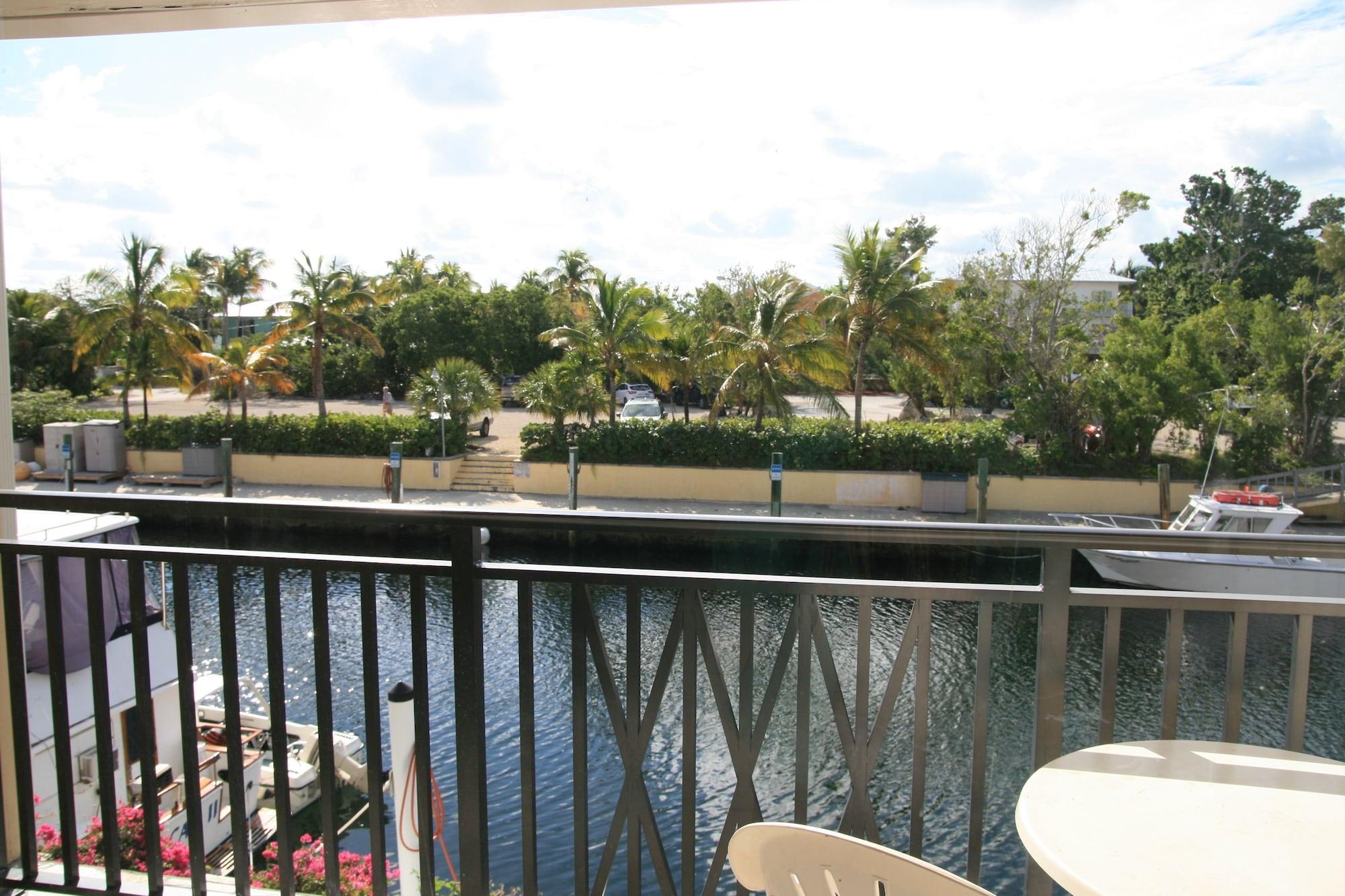 Waterside Suites And Marina Кий Ларго Екстериор снимка