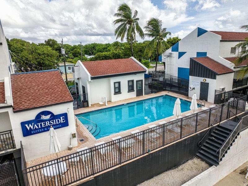Waterside Suites And Marina Кий Ларго Екстериор снимка