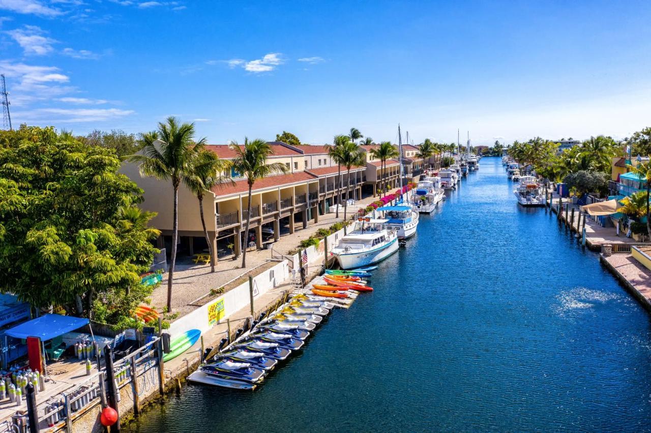 Waterside Suites And Marina Кий Ларго Екстериор снимка